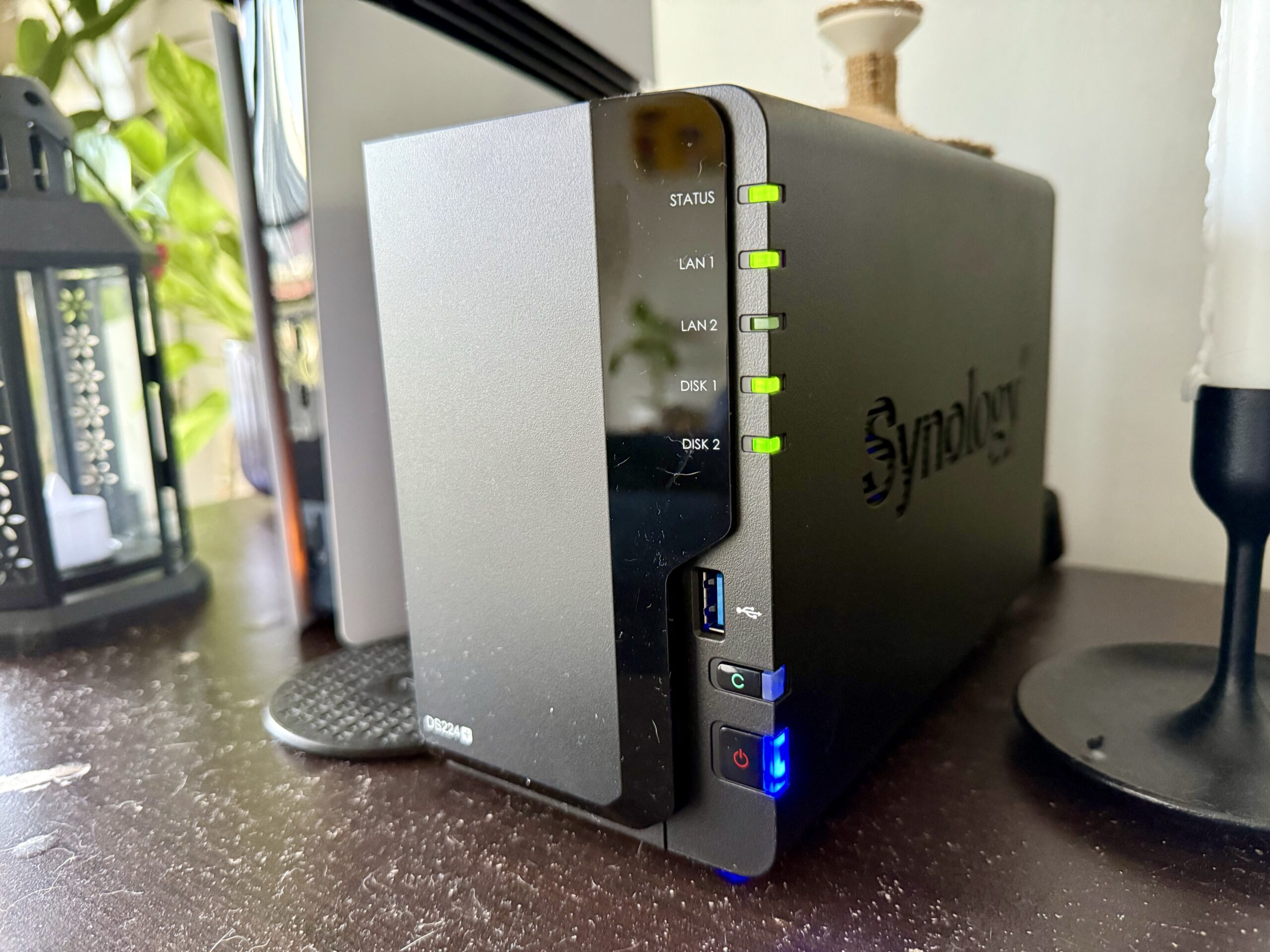 Synology DS224+ NAS - An Insight into my Hindside