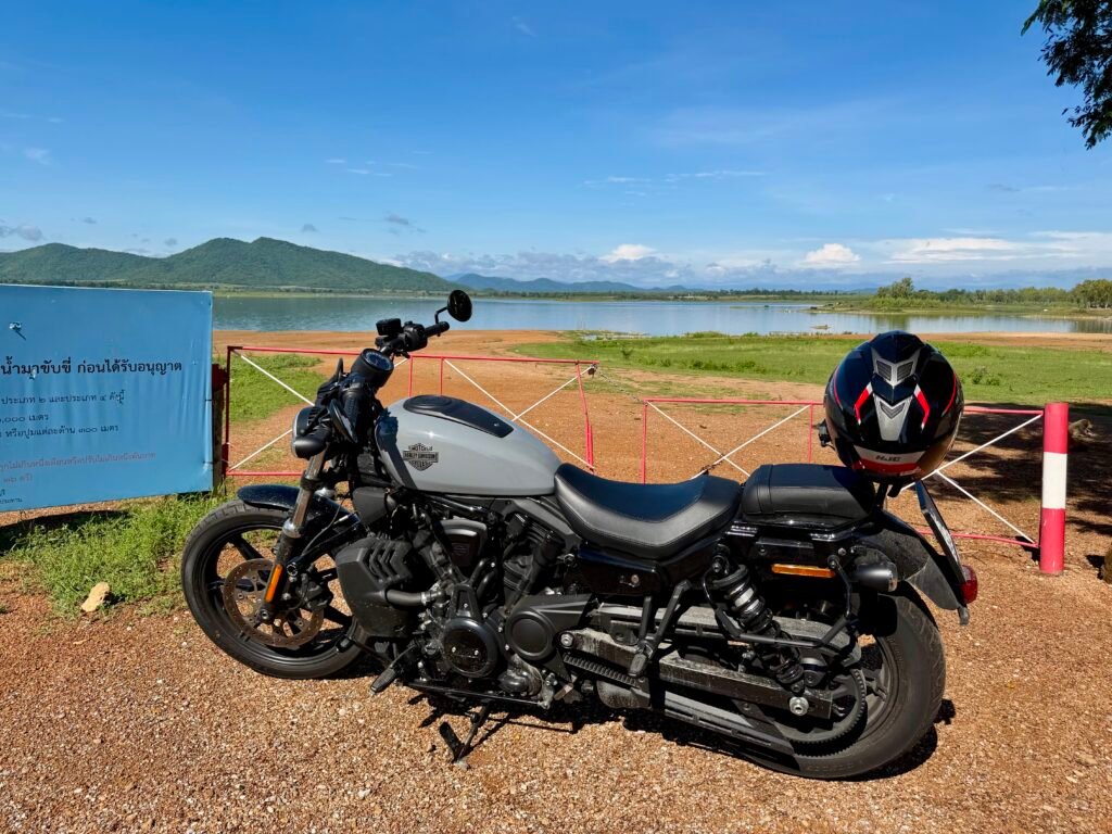 Nightster 975 at Huai Mai Teng Reservoir