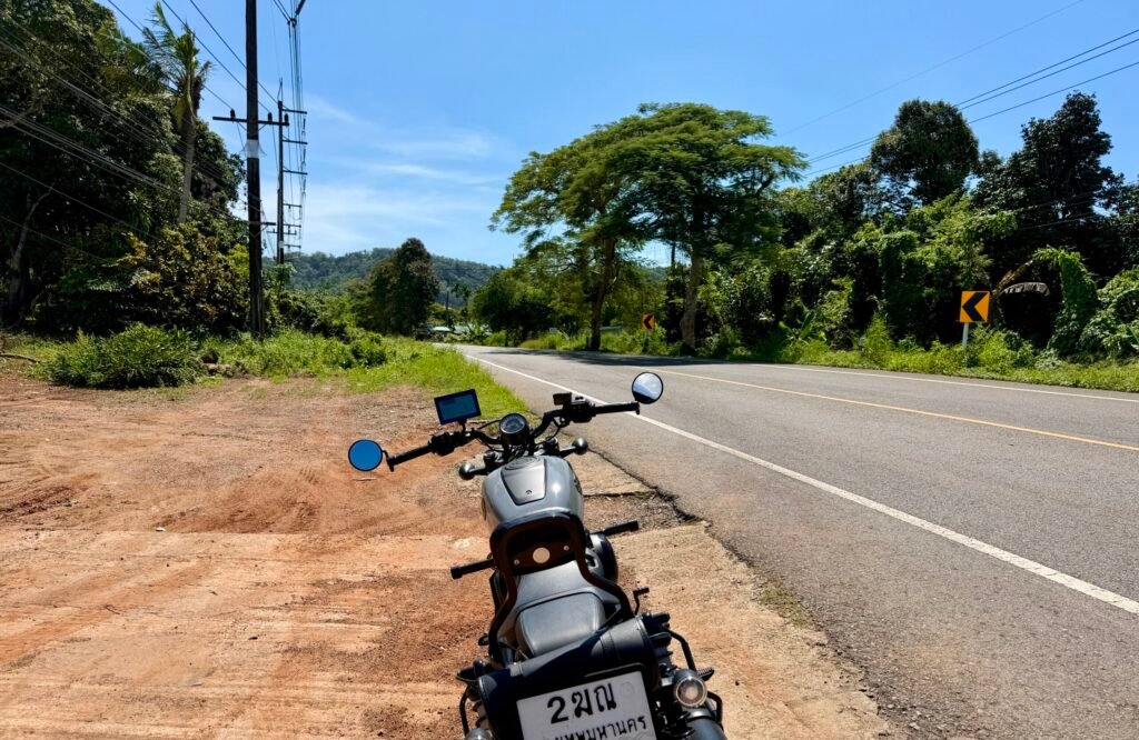 Green and winding roads of Trat